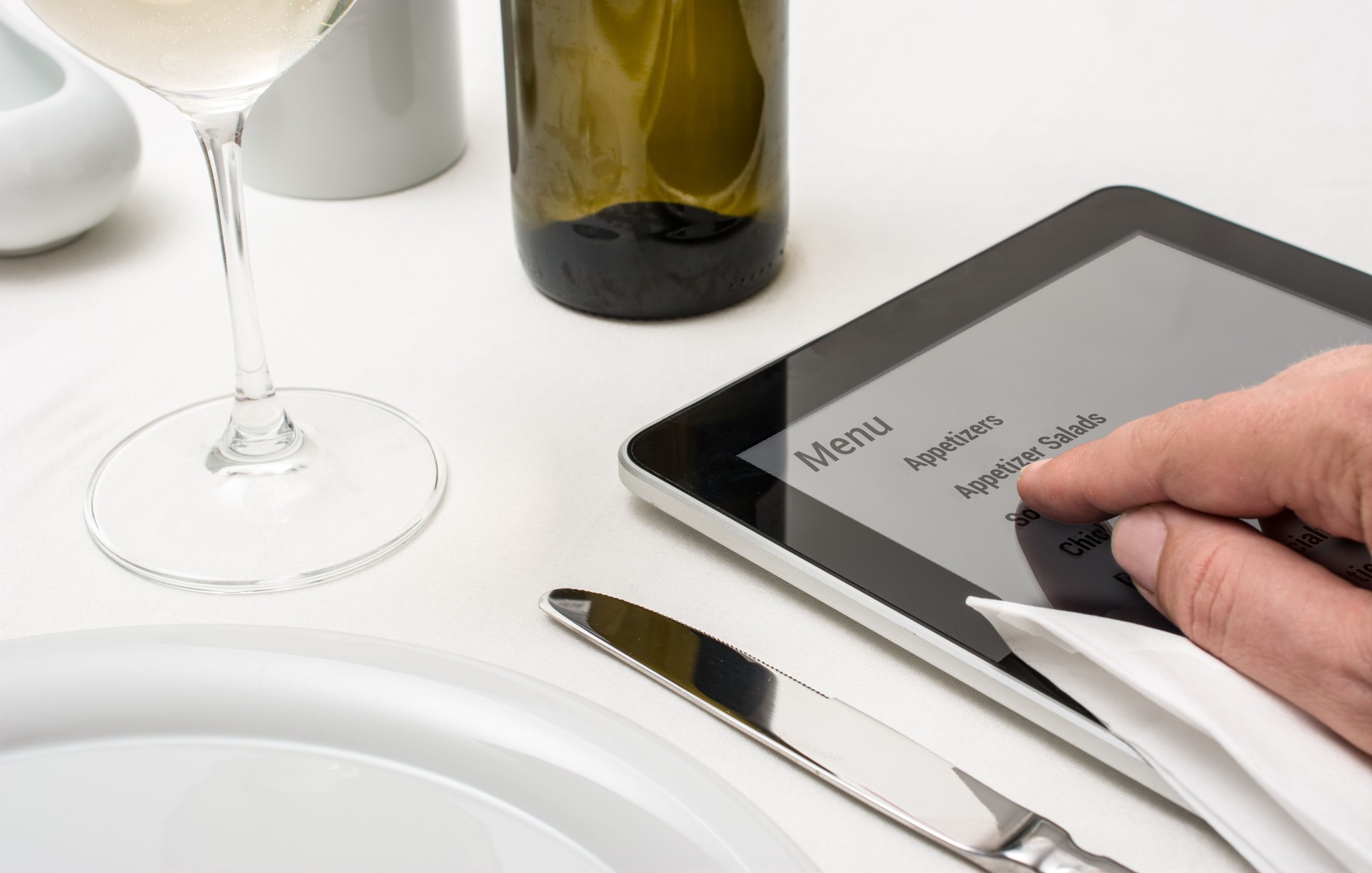 tablet with Advanced menú interactivo